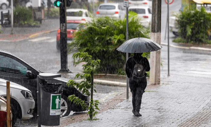 Ciclone extratropical deve provocar chuva e mar agitado no litoral catarinense Crédito: Reprodução / Defesa Civil de Santa Catarina