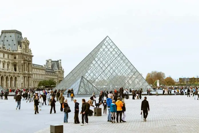 Projeto “Novo Renascimento” prevê modernização e ampliação do Museu do Louvre, em Paris Crédito: Vinícius Vieira ft