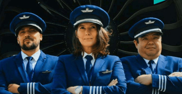 Latam abre banco de talentos para copilotos e prepara operação com Embraer E195-E2 no Brasil. Crédito: Divulgação/Latam