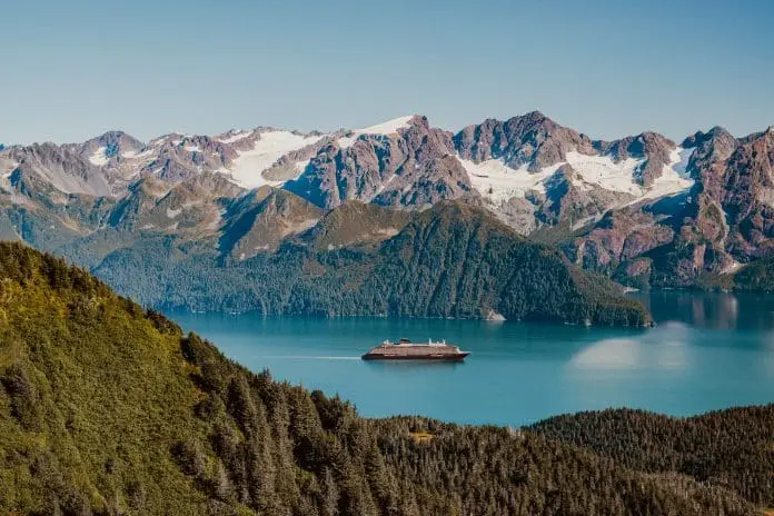 Explora III realizará a temporada inaugural da Explora Journeys no Alasca entre maio e setembro de 2027. Crédito: Divulgação/Explora Journeys