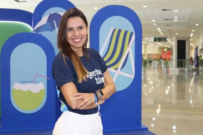 Fernanda Paranhos, gerente de Produtos Azul Viagens Fernanda Paranhos, gerente de Produtos Azul Viagens