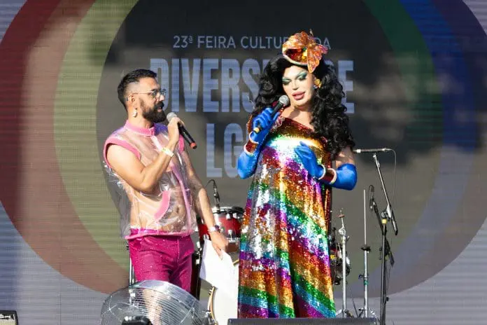 Feira da Diversidade reúne artistas, empreendedores e iniciativas voltadas à população LGBT+ no Vale do Anhangabaú. Crédito: Acervo Parada SP