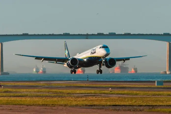 Cashback que vira viagem: Azul Fidelidade e Méliuz lançam campanha com até 65% de bônus em conversão de pontos