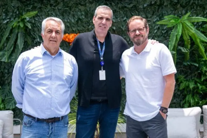 Sylvio Ferraz (esq) assume interinamente a vice-presidência de Negócios da BeFly após mudança na estrutura executiva da companhia. Crédito: Divulgação/BeFly Sylvio Ferraz (esq) assume interinamente a vice-presidência de Negócios da BeFly após mudança na estrutura executiva da companhia. Crédito: Divulgação/BeFly