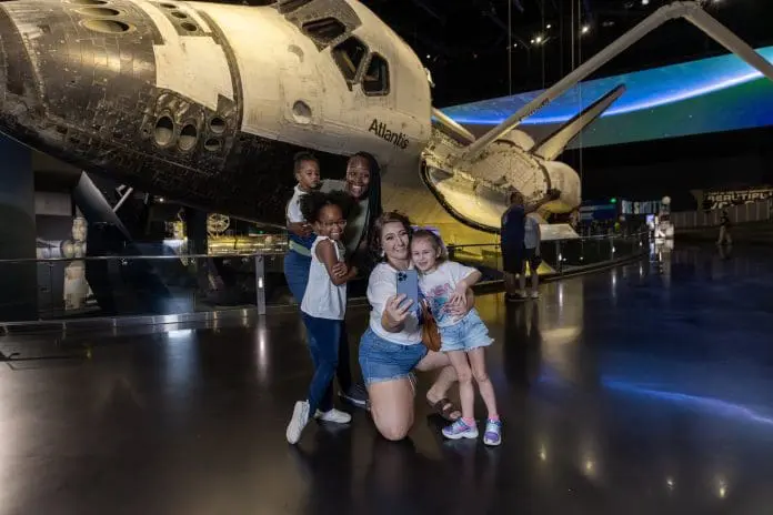 SSA-Atlantis-Orbiter Kennedy Space Center ingresso