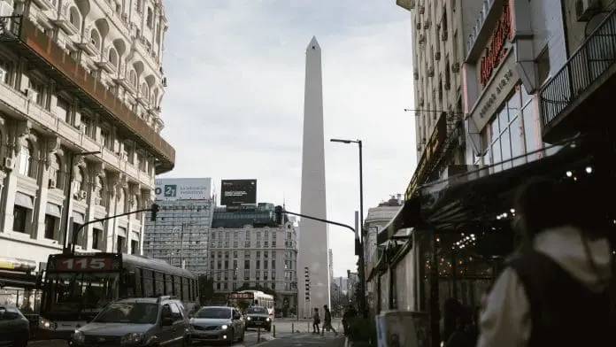 Argentina manteve liderança entre os destinos internacionais mais procurados pelos brasileiros no início de 2026. Crédito: Kevin Miller/pexels