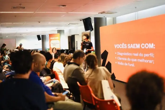 Empreendedores turísticos participam de workshops e mentorias do Digitrade para ampliar presença digital e competitividade. Crédito: Divulgação/Embratur