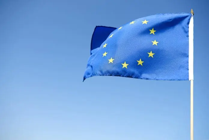 União Europeia avança na reforma dos direitos dos passageiros aéreos, com novas regras para bagagem, reembolsos e assistência. União Europeia avança na reforma dos direitos dos passageiros aéreos, com novas regras para bagagem, reembolsos e assistência.