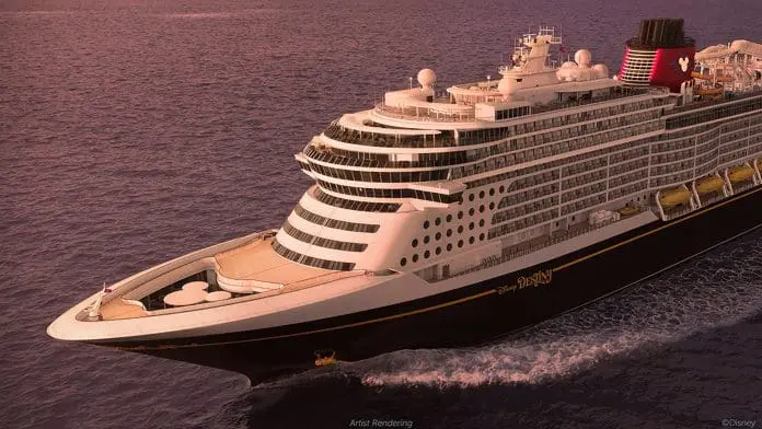 Disney Destiny realizou sua primeira escala em San Juan durante roteiro pelo Caribe Oriental. Crédito: Divulgação/Disney Cruise Line