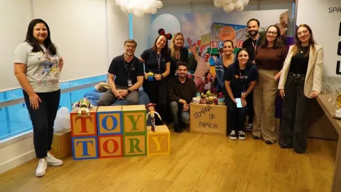 BeFly e Disney promovem capacitação imersiva para agentes de viagens com foco em vendas e conhecimento especializado. BeFly e Disney promovem capacitação imersiva para agentes de viagens com foco em vendas e conhecimento especializado.