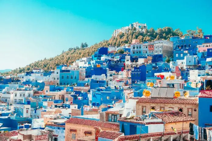 Marrocos recebeu 7,7 milhões de turistas até maio de 2026, com crescimento de 7% no acumulado e alta de 13% em maio. Crédito: Heidi Kaden/ Unsplash
