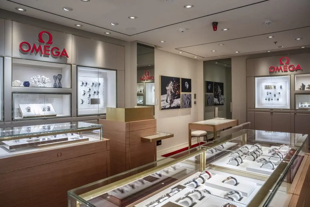 MSC World Asia terá boutiques de luxo, joias, relógios, souvenirs exclusivos e novos espaços de compras a bordo.