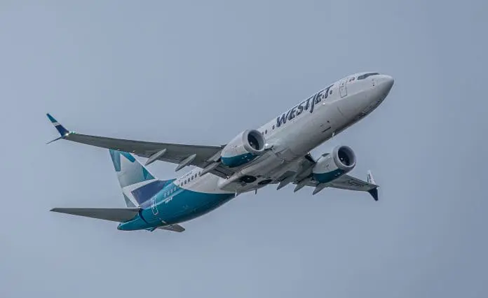 WestJet flexibilizou reservas enquanto negocia com o sindicato dos comissários para evitar uma paralisação. Crédito: Airborne YVR/pexels