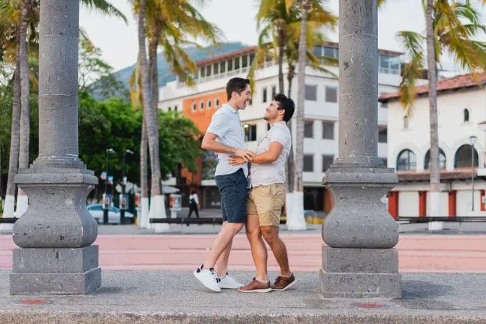 Crédito: Los Muertos Crew/pexels lgbt