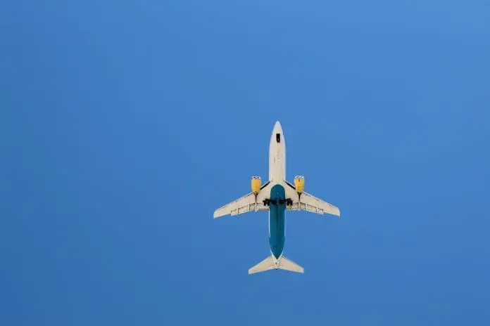 Companhias aéreas internacionais ampliaram as suspensões de voos para destinos do Oriente Médio após nova escalada das tensões na região. Crédito: Fran Soza/Pexels Companhias aéreas internacionais ampliaram as suspensões de voos para destinos do Oriente Médio após nova escalada das tensões na região. Crédito: Fran Soza/Pexels