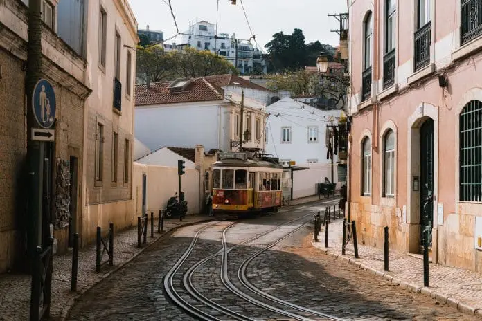 Tap oferece tarifas promocionais e desconto no resgate de passagens com milhas para voos entre Brasil e Europa. Crédito: Divulgação/Tap Air Portugal Tap oferece tarifas promocionais e desconto no resgate de passagens com milhas para voos entre Brasil e Europa. Crédito: Divulgação/Tap Air Portugal