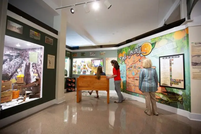 Flórida Central destaca roteiro cultural com teatros, museus, arte urbana, arquitetura histórica e experiências imersivas.