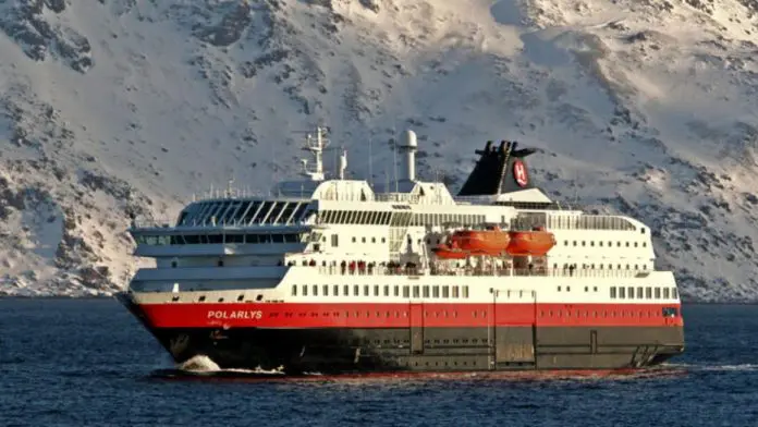 Hurtigruten lança roteiro de seis dias entre Svalbard e a Noruega Ártica para a temporada de inverno 2026/2027. Hurtigruten lança roteiro de seis dias entre Svalbard e a Noruega Ártica para a temporada de inverno 2026/2027.