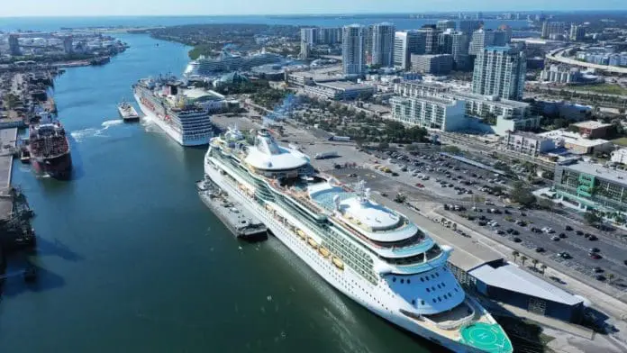Porto de Tampa Bay. Crédito: Divulgação