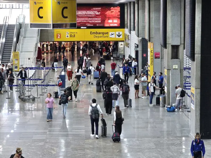 Primeiro caso gravíssimo após a entrada em vigor das novas regras ocorreu em voo da Azul entre Belém e Campinas. Crédito: Kamilla Alves/Brasilturis