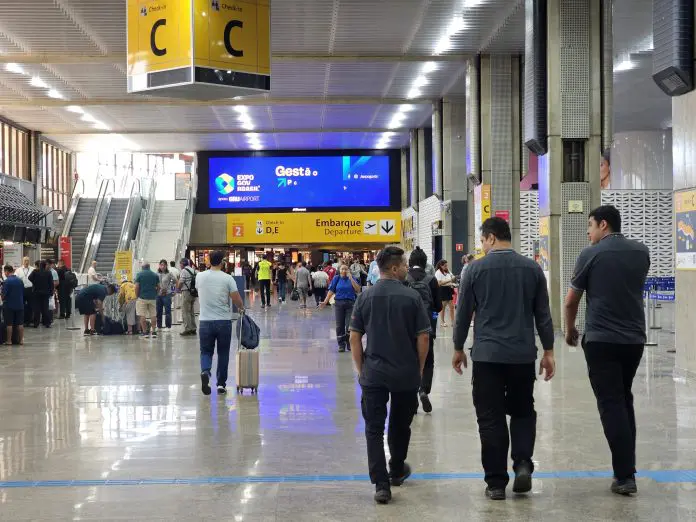 Oferta aérea doméstica avançou 6,8% em agosto, enquanto a demanda cresceu 3,3%, segundo dados da Anac. Crédito: Kamilla Alves/Brasilturis