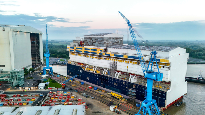 Disney Believe será formado pela união de três grandes seções construídas no estaleiro Meyer Werft, na Alemanha, antes da estreia prevista para 2027. Crédito: Divulgação/Disney Cruise Line