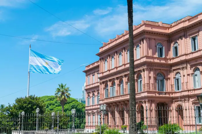 Buenos Aires registra alta de 26% nas reservas de brasileiros e entra no top 3 internacional da Civitatis em 2026. Crédito: Benjamin R./ Unsplash