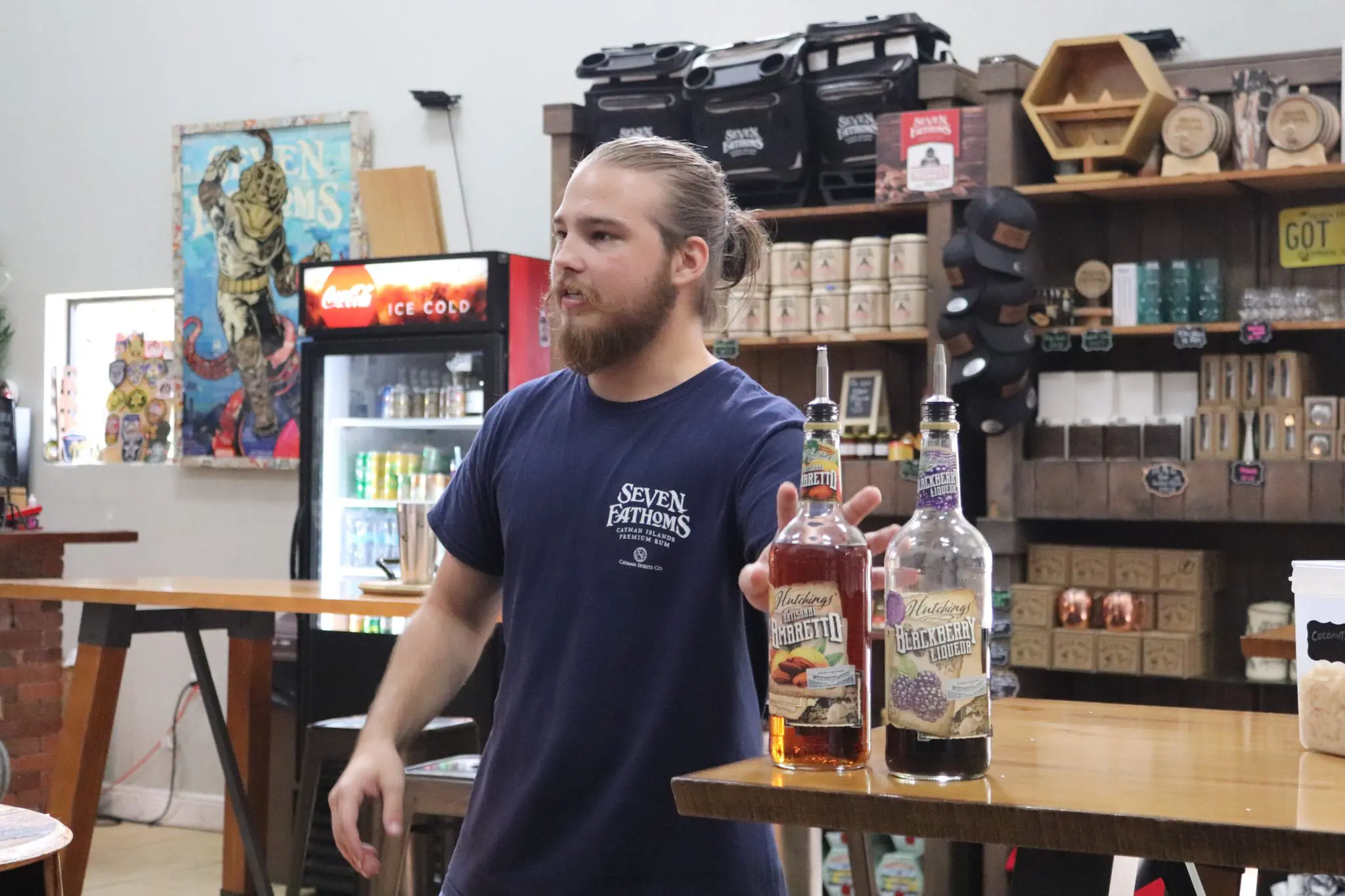 Degustação encerra o tour pela produção da Cayman Spirits Co. Crédito: Kamilla Alves/Brasilturis