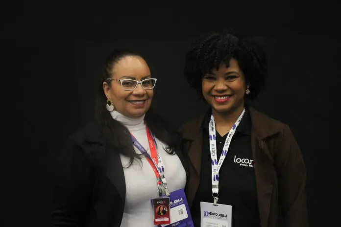 Flávia da Mata, coordenadora de Projetos e Processos da LocarX, e Alexandra Felinto, coordenadora de Operações e Projetos da LocarX