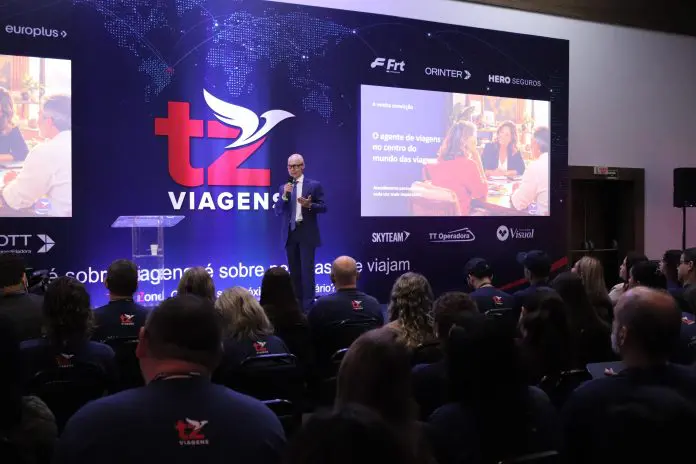 Paulo Manuel apresenta modelo de desenvolvimento tecnológico projetado pela TZ Viagens para suas agências Crédito: Kamilla Alves/Brasilturis