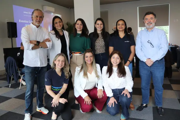 Guia construído pelo Comitê MICE da Abracorp (foto) detalham orientações para melhorar as relações entre agências, clientes e fornecedores. Crédito: Kamilla Alves/Brasilturis.
