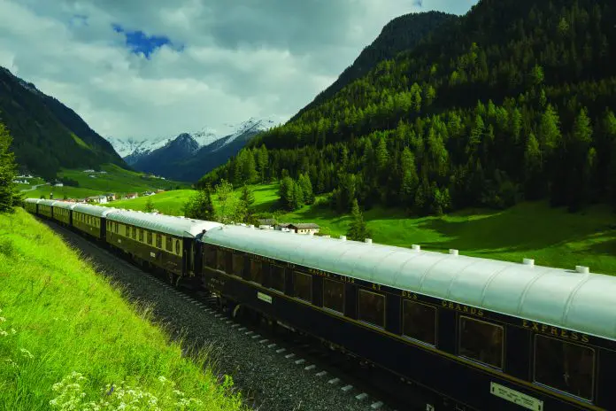Venice Simplon-Orient-Express estreia rota entre Paris e Mônaco em maio de 2027, com tarifas a partir de € 4.870 por pessoa.