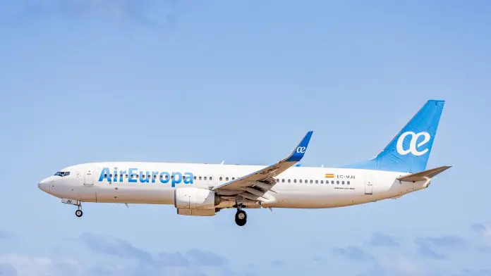 Boeing 787 Dreamliner da Air Europa passa a operar voos da Azul entre Campinas e Madri durante a alta temporada. Crédito: Dan Wright/pexels Boeing 787 Dreamliner da Air Europa passa a operar voos da Azul entre Campinas e Madri durante a alta temporada. Crédito: Dan Wright/pexels