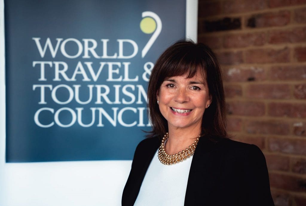 Julia Simpson, presidente e CEO do WTTC, destaca três pilares como fundamentais para a sustentabilidade no turismo