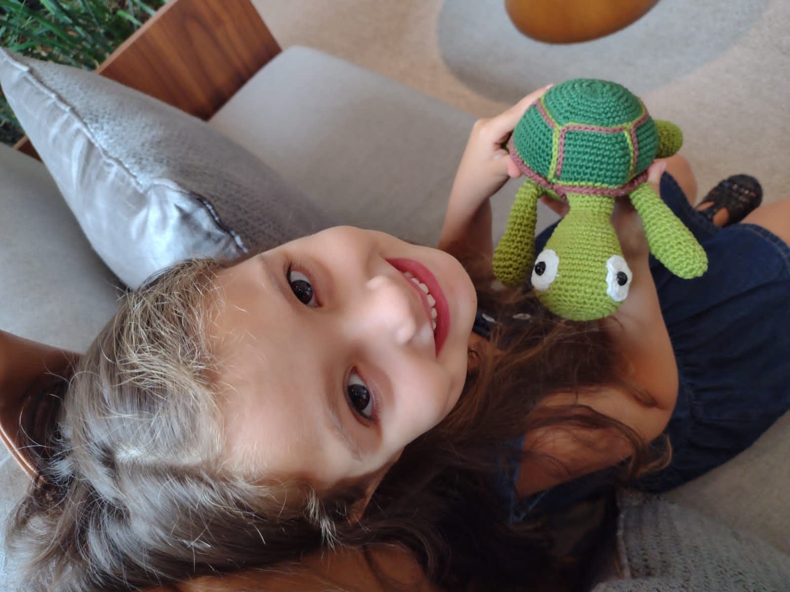 K-Platz Hotel presentai hóspedes mirins com Amigurumi