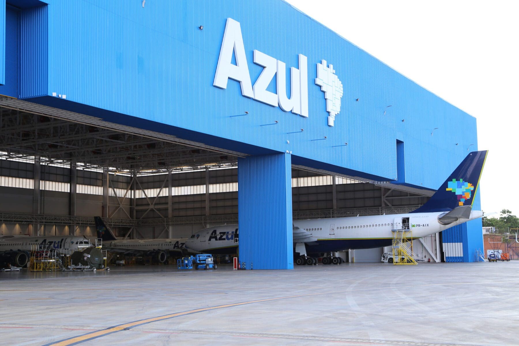 Azul