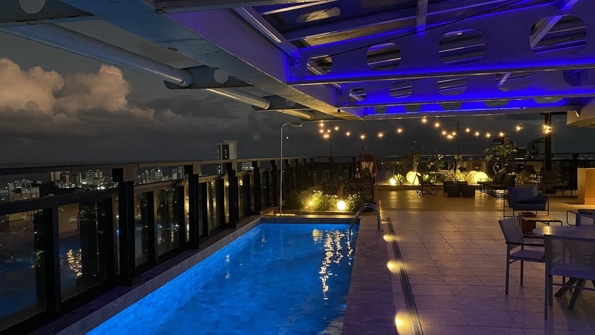 Rooftop 27 - Hotel Intercity Salvador