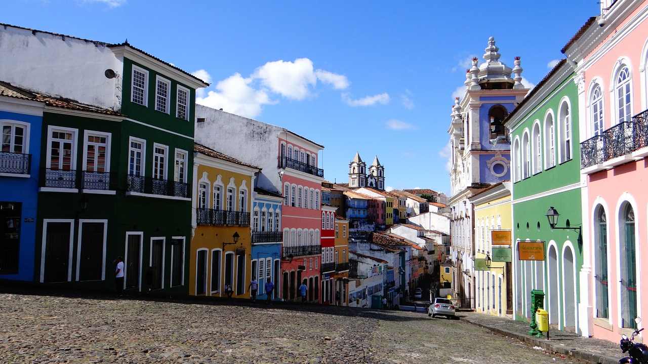 A diária média dos hotéis em Salvador também apresentou um crescimento expressivo, atingindo R$ 595,62 em julho