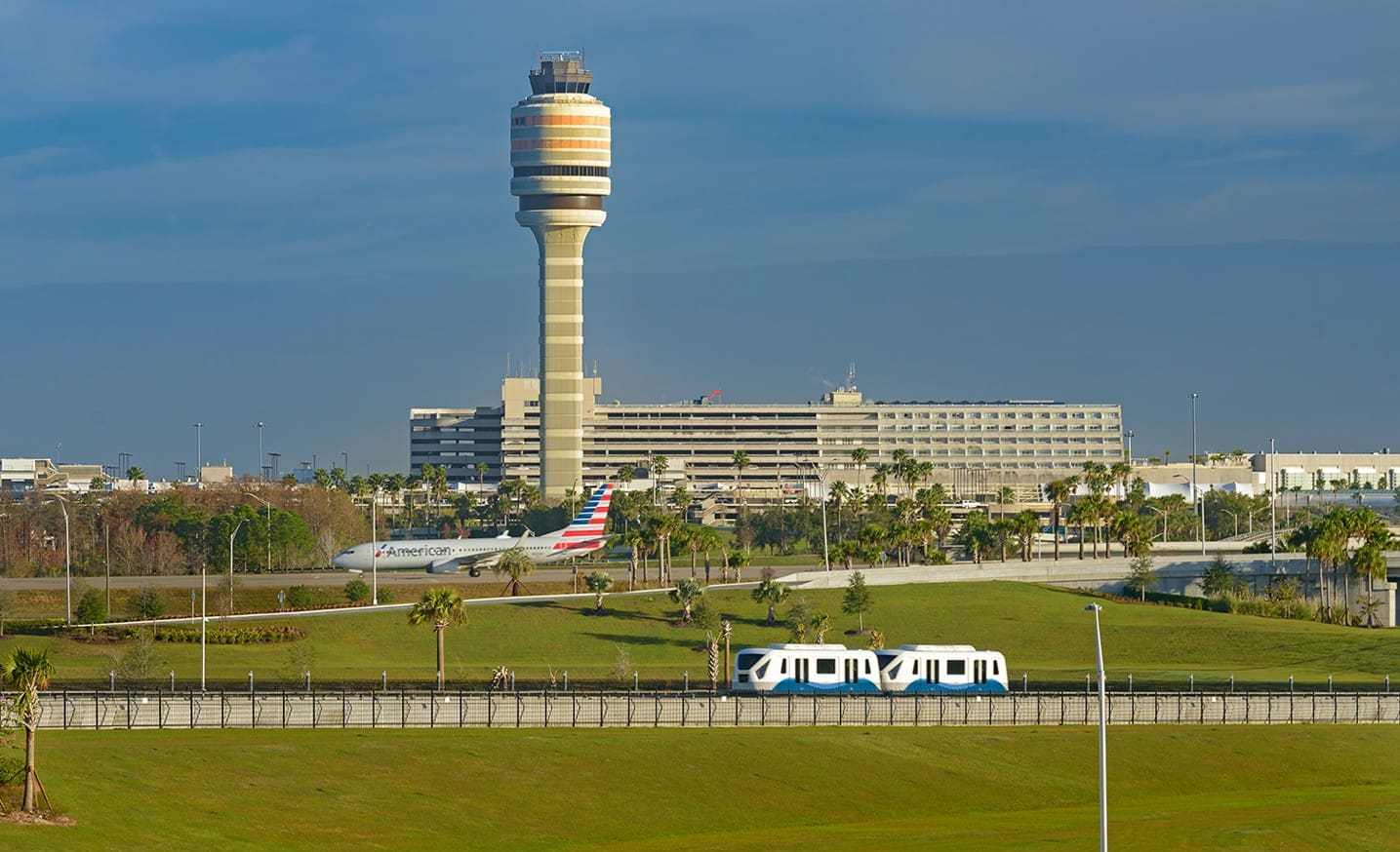 Vista do Aeroporto Internacional de Orlando, nos EUA (Foto: Divulgação)