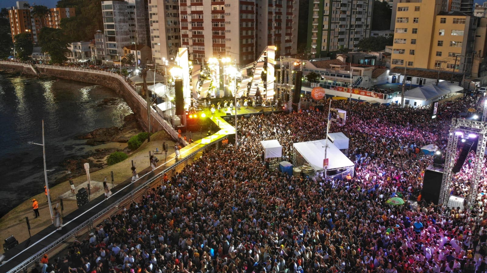 Bahia se consolida como destino de Réveillon para turistas e famosos Pôr do Som Foto Wuiga Rubini GOVBA