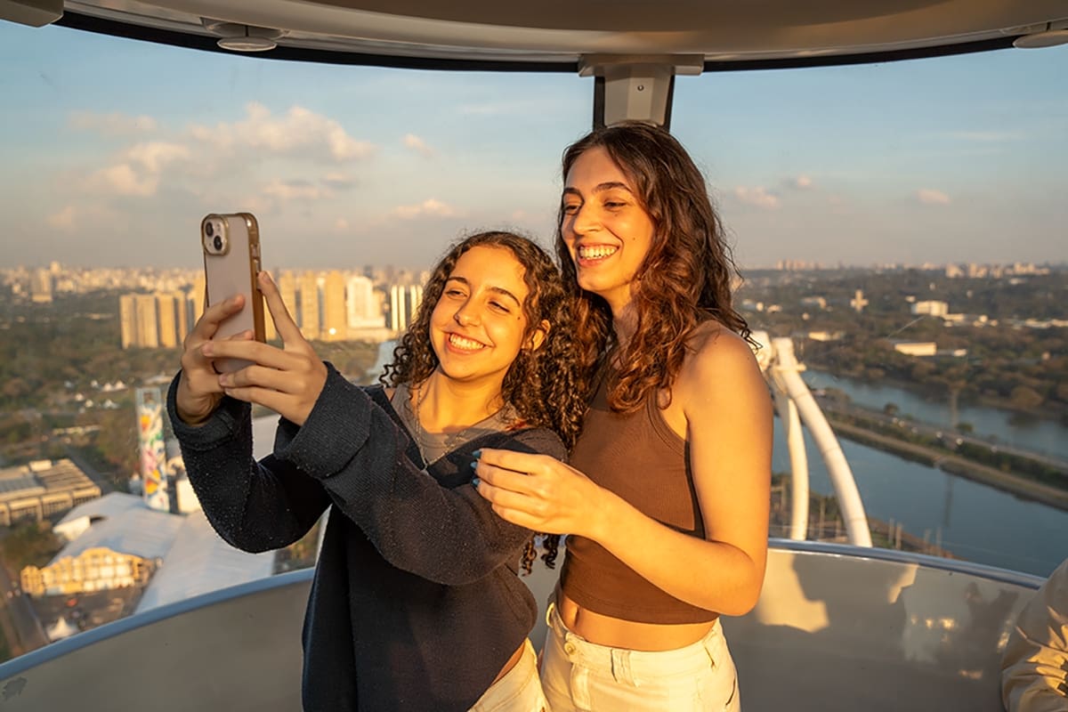 Cortesia para comemorar a data nas alturas deve ser resgatada na bilheteria da Roda Rico (Foto: Divulgação)