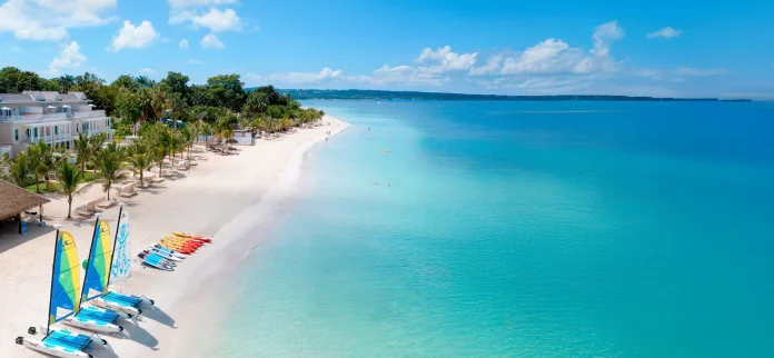 Sandals reabrirá cinco resorts na Jamaica em 6 de dezembro após o furacão Melissa, priorizando segurança e recuperação comunitária. Sandals reabrirá cinco resorts na Jamaica em 6 de dezembro após o furacão Melissa, priorizando segurança e recuperação comunitária.