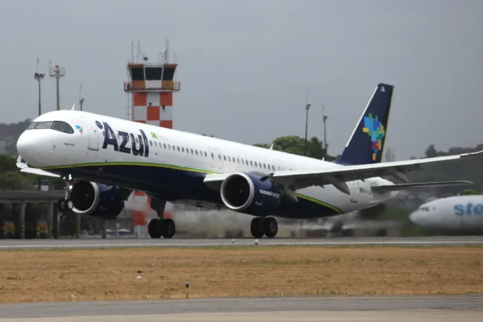 Azul