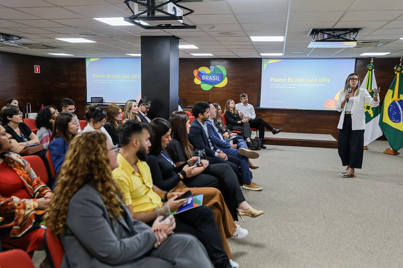 Embratur reúne estados e reforça integração de estratégias com Plano Brasis