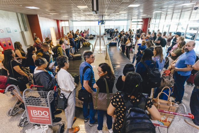 Aeroporto Internacional Zumbi dos Palmares recebeu mais de 19 mil turistas estrangeiros entre janeiro e maio. Crédito: Lucas Meneses/Setur Alagoas Aeroporto Internacional Zumbi dos Palmares recebeu mais de 19 mil turistas estrangeiros entre janeiro e maio. Crédito: Lucas Meneses/Setur Alagoas