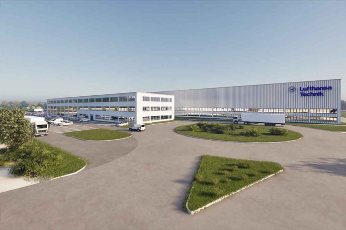 Lufthansa Technik iniciou a construção de sua nova unidade em Portugal, que criará 700 empregos e começará a operar em 2028. Lufthansa Technik iniciou a construção de sua nova unidade em Portugal, que criará 700 empregos e começará a operar em 2028.