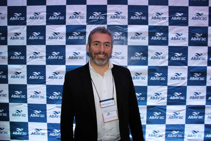 Ricardo Bezerra, gerente geral comercial da Azul Linhas Aéreas Azul Abav trade setor