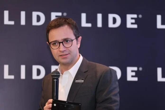 Celso Ferrer Boeing