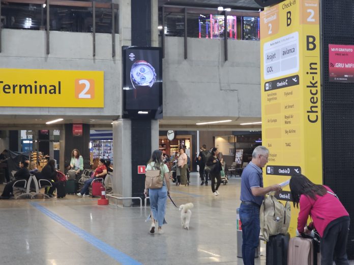 Aeroportos paulistas movimentaram 41,15 milhões de passageiros no semestre, enquanto o Estado recebeu 1,44 milhão de turistas internacionais. Crédito: Kamilla Alves/Brasilturis