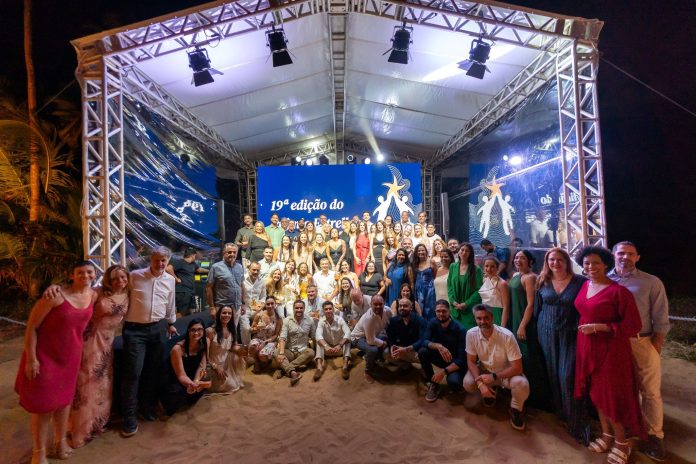 Iberostar realiza 19ª edição do Estrellas na Bahia, reconhece parceiros do turismo e premia os destaques de vendas de 2025. Iberostar realiza 19ª edição do Estrellas na Bahia, reconhece parceiros do turismo e premia os destaques de vendas de 2025.